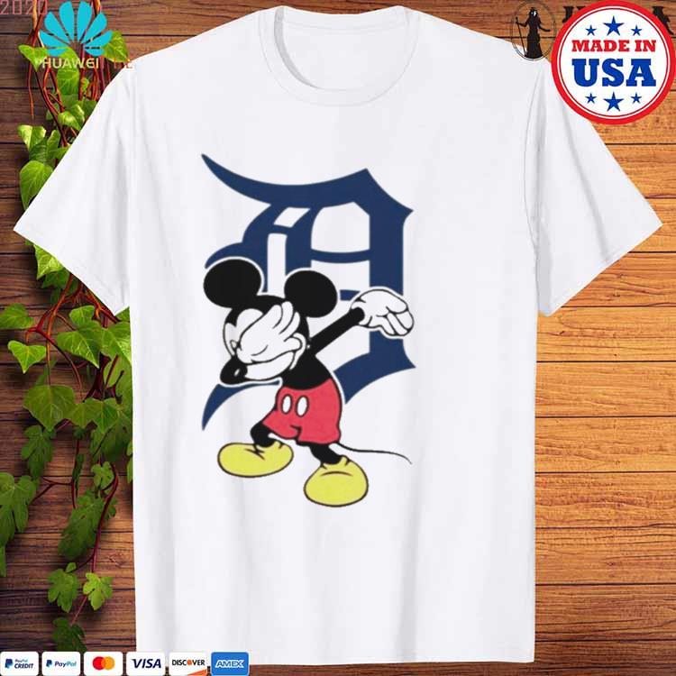 Tennessee Titans NFL Football Dabbing Mickey Disney Sports T Shirt For Men  And Women