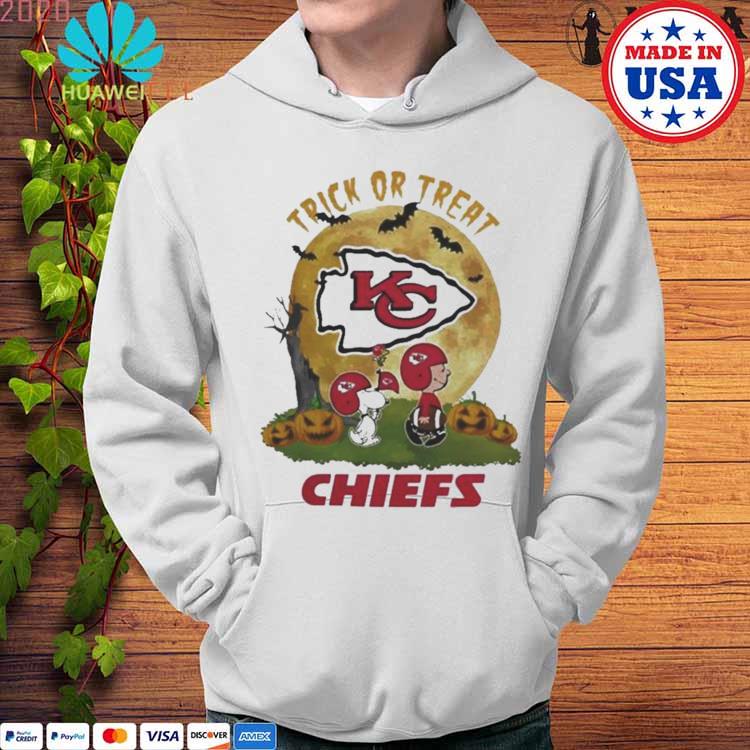 Snoopy And Charlie Brown Trick Or Treat Halloween Kansas City Chiefs Shirt  - Guineashirt Premium ™ LLC